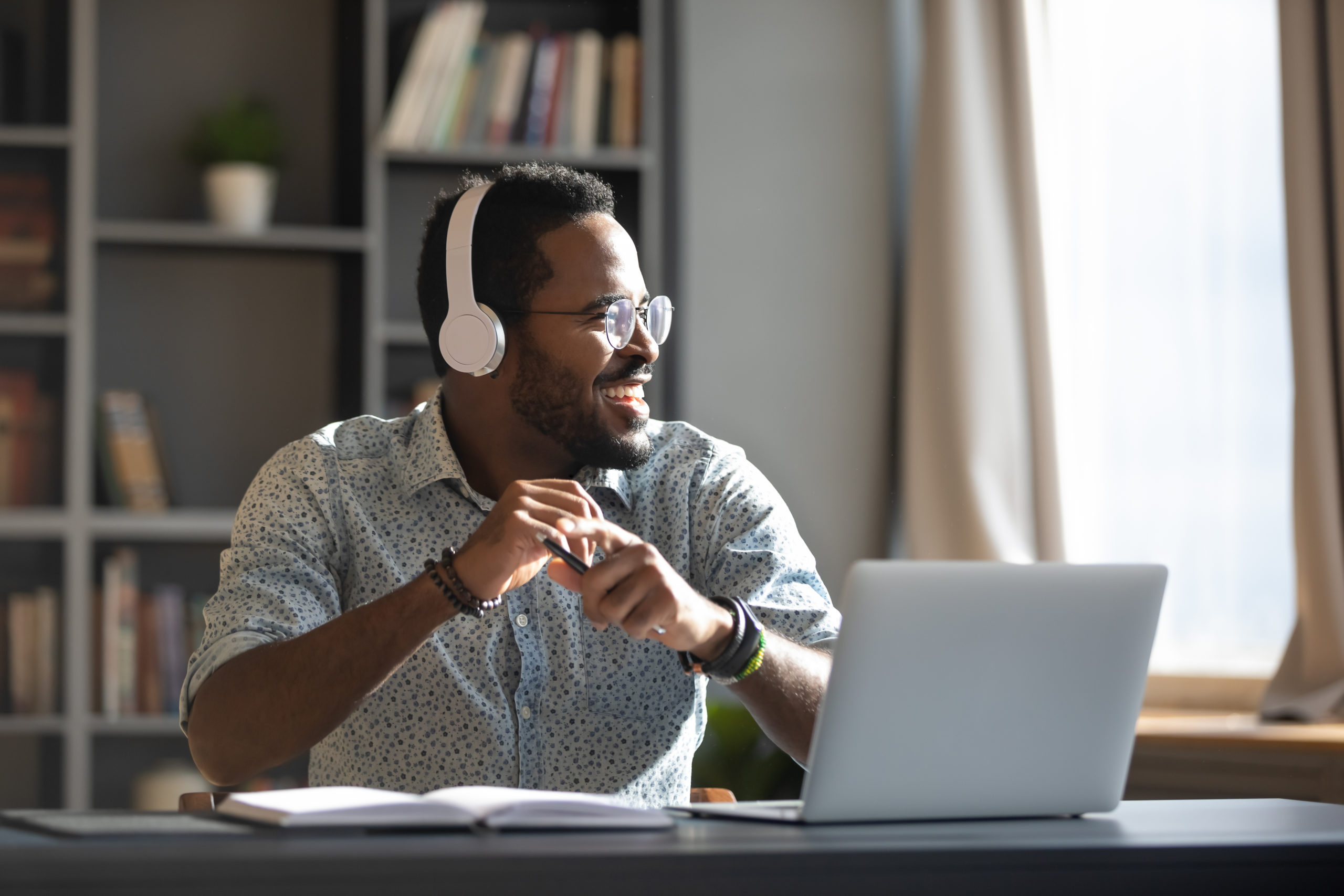 Why intranets are great at connecting remote workers